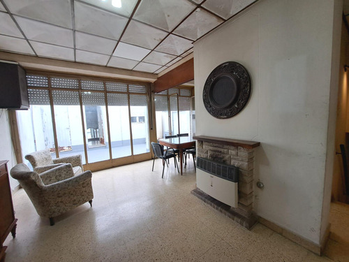 Imagen 12 de 13 de Ph En Venta Al Frente - 5 Entre 36 Y 37 - 2 Dormitorios - Terraza