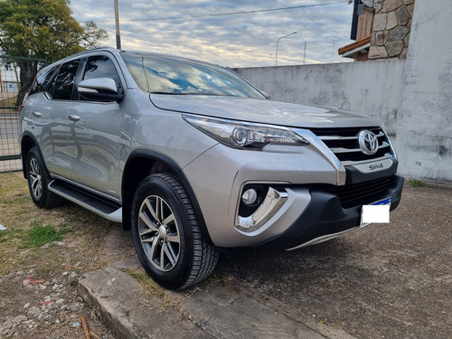 Toyota Hilux SW4 2.8 Srx 177cv 4x4 7as At