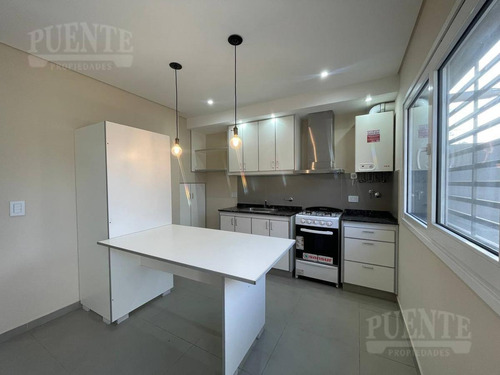 Imagen 2 de 28 de Ph - San Vicente - Duplex - A Metros De La Laguna - San Vicente