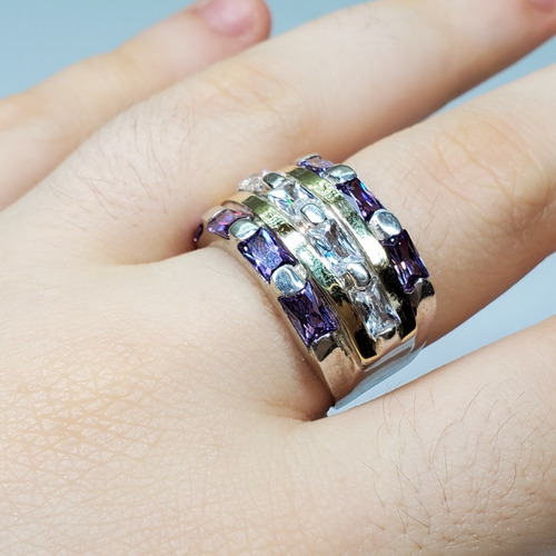 Imagen 7 de 9 de Anillo Plata Y Oro Piedras Violetas Y Blancas