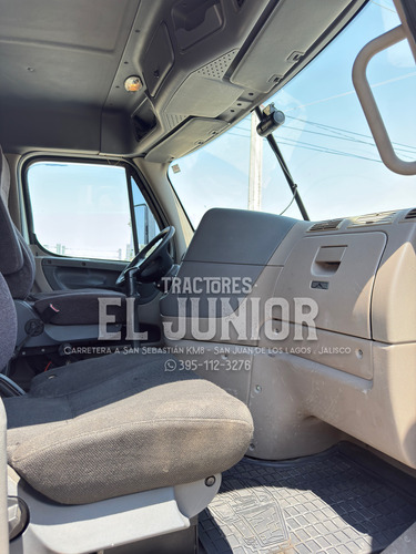 Camión Torton Volteo 14 Metros Freightliner Cascadia