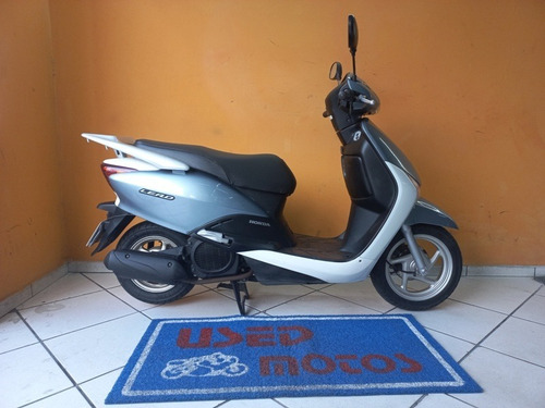 Imagem 3 de 9 de Honda Lead 110 2013 Prata