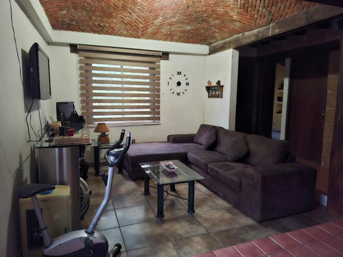 Casa En Venta En Colonia Colinas Del Bosque 1era.sec, Corregidora, Querétaro