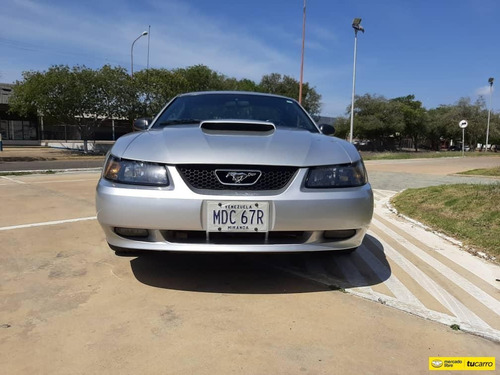 Ford Mustang Gt