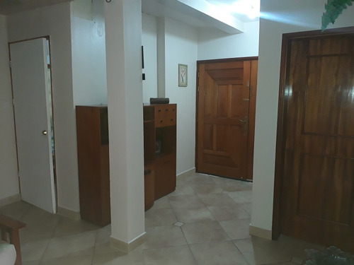 Imagen 2 de 9 de Acogedor Apartamento Ubicado En La Urbanización Jorge Coll. En Alquiler