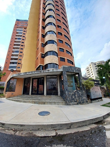 Imagen 1 de 10 de Apartamento De 5 Habitaciones Y 5 Baños, Urb. El Bosque