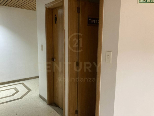 Imagen 5 de 12 de Venta Consultorio Medicentro Chico