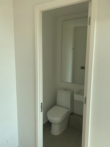 Oficina Como Nueva 3 Privados 2 Baños Plaza Maipú Piso 9
