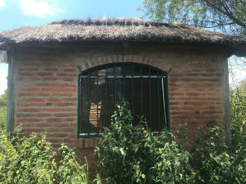 Imagen 6 de 7 de Remax Vende Terreno Y Quincho A Reciclar Santa Fe
