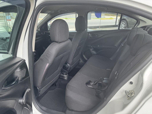 Fiat Cronos 1.3 8V Flex
