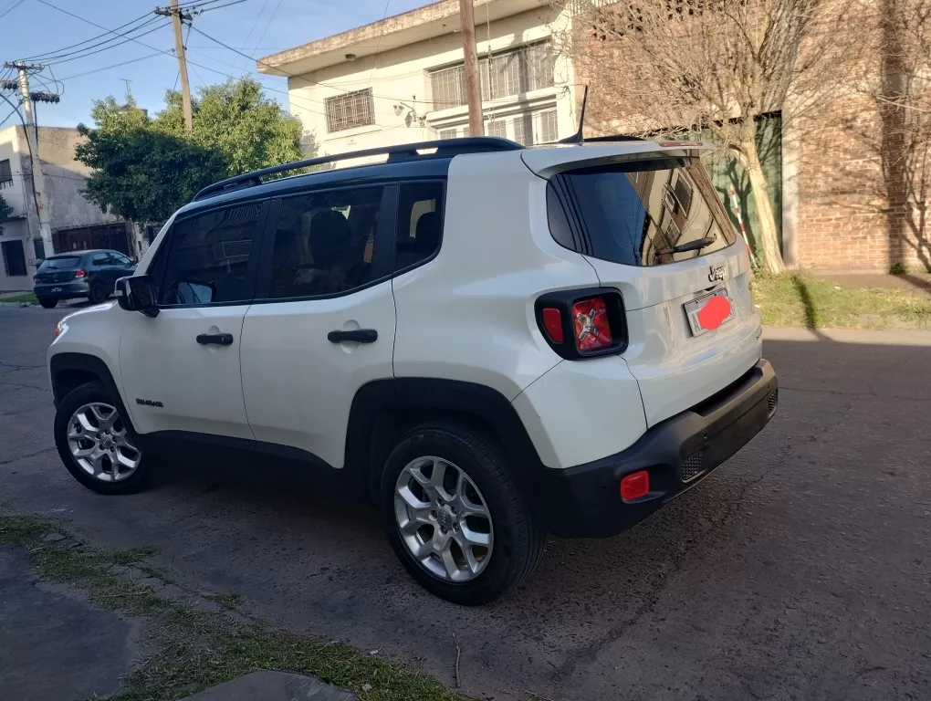 Jeep Renegade 1.8 Sport