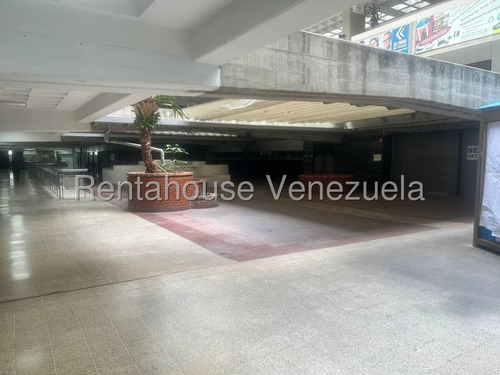 Ip Alquilo Local En Los Palos Grandes 25-17397