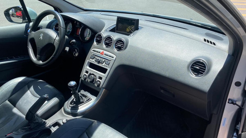 Peugeot 408 2.0 Feline 143cv