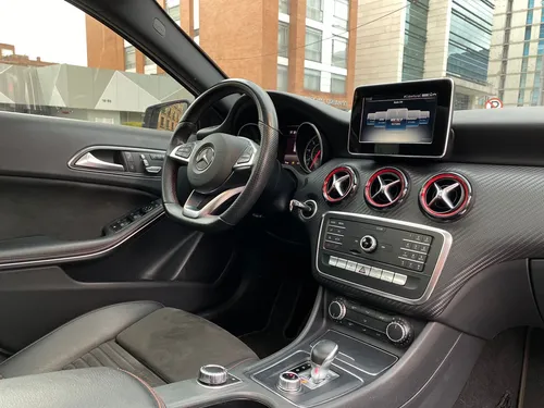 Mercedes- Benz Amg A45 4matic