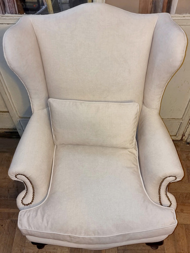 Sillon Bergere Estilo Reina Ana Con Riñonera De Lingue (Usado)