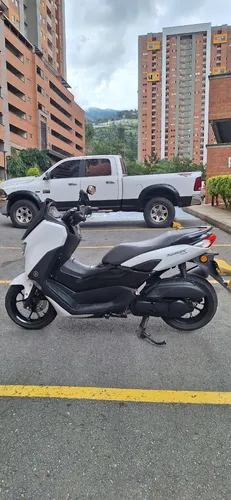 Yamaha N-max 155 Connected 2023