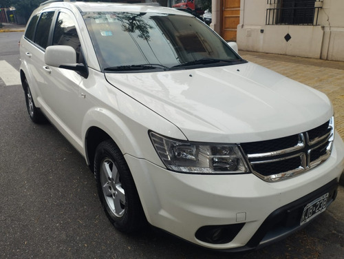 Dodge Journey 2.4 Sxt Atx (3 Filas)