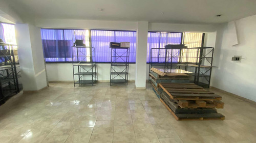 Local Comercial En Alquiler Puerto La Cruz Calle Libertad