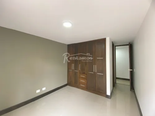 Apartamento En Venta En Castropol. Cod V776182