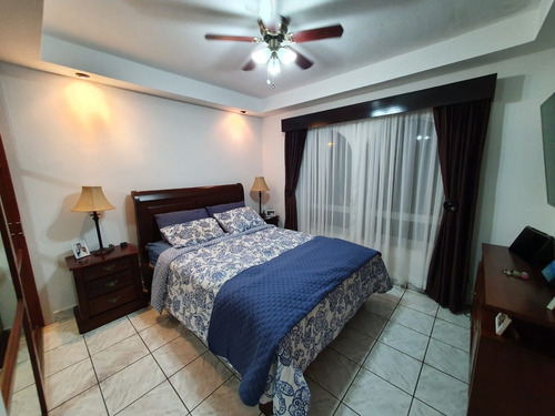 Imagen 10 de 14 de Amplia Casa En Condominio
