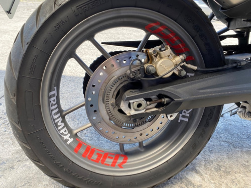 Imagem 8 de 15 de Triumph Tiger 800 Abs 2014