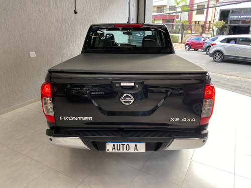 Nissan Frontier 2.3 Xe Cab. Dupla 4x4 Aut. 4p