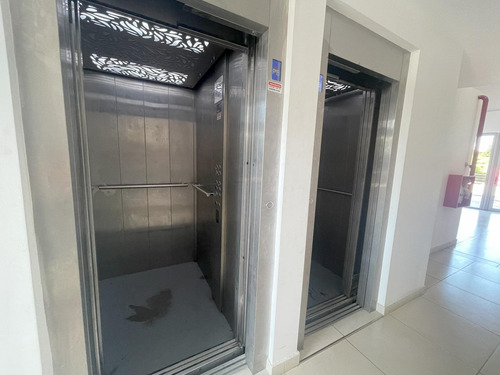 Oficina En Venta Pilar.a Estrenar
