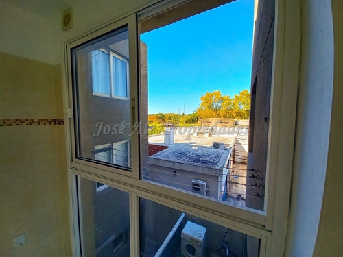 Imagen 11 de 16 de En Venta Apartamento De Dos Dormitorios En Colonia Del Sacramento