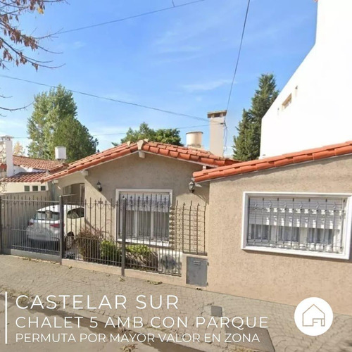 Castelar Sur Chalet 5 Amb Con Jardin En Venta