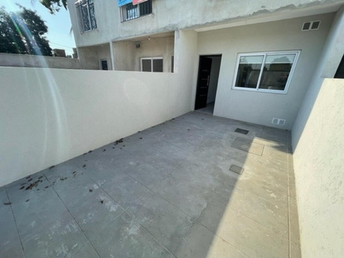 Venta Dpto 2 Amb Jose C Paz Pb Con Cochera Y Patio Apto Crédito