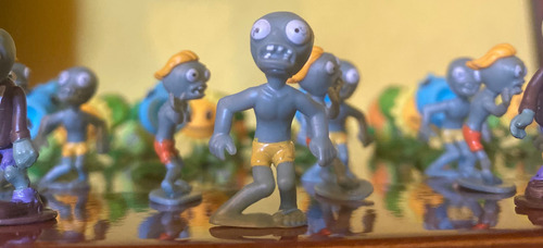 Figuras Plantas Vs Zombies Vuala (Usado)