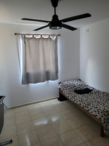 Imagen 7 de 12 de Alberdi Departamento 1 Dormitorio Balcon A La Calle En Zipoli A Mts De Colon