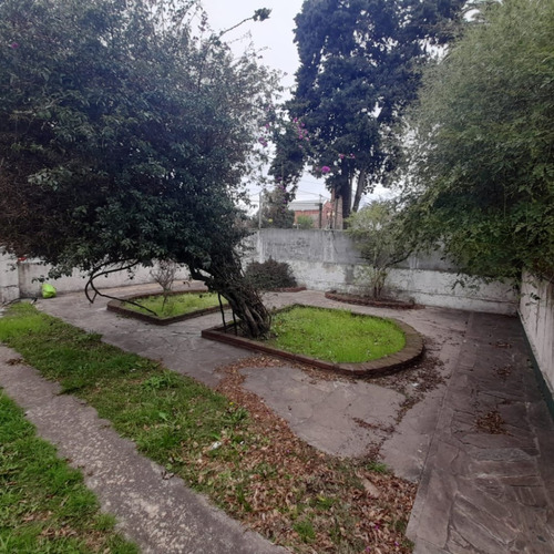 Casa En Av. Jose Belloni Esq. Manuel Calleros Barrio Maroñas U$s110000