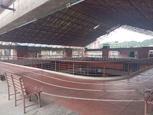 Fondo De Comercio En Venta Urb. El Valle, Caracas. 24-5932 Yf..