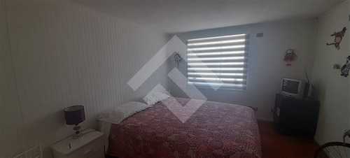 Imagen 17 de 27 de Casa En Venta De 5 Dorm. En La Florida