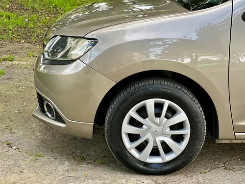 Renault Logan 1.6 Expression / Life + mecánico