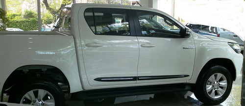 Toyota Hilux 2020/18 Protector Puertas Baguetas Cromo Kenny 