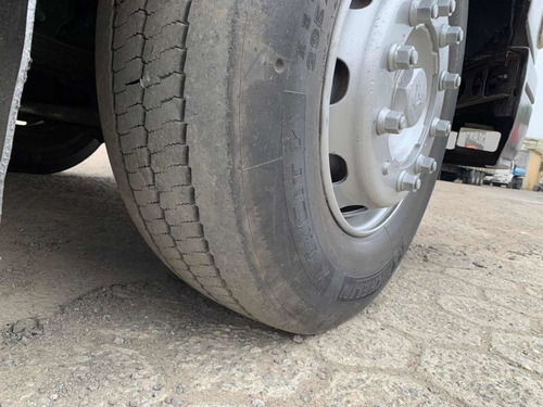 Imagem 13 de 13 de Volvo Nl10 310