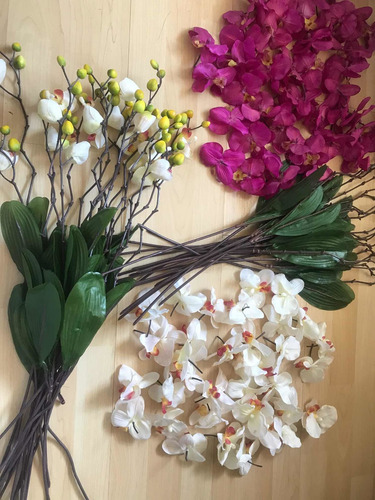 Imagen 5 de 5 de 48 Ramas C/lindas Flores Tela Blancas Y Fucsias Para Decorar