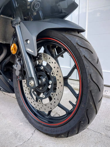Yamaha R3