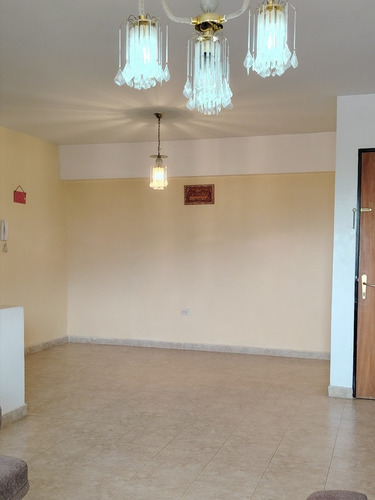 Elena Hidalgo Vende Hermoso Apartamento En Res. Bromelia. Tazajal. Municipio Naguanagua. Edo Carabobo. Cercano A Centros Comerciales Y Fácil Acceso A La Autopista (solo Clientes)