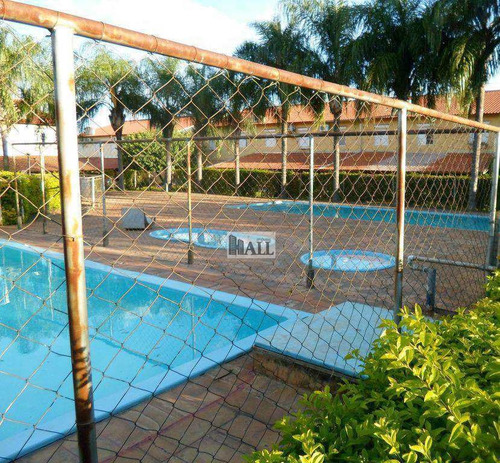 Casa À Venda No Condomínio Borguese I Com 2 Quartos, 2 Vagas - V8101