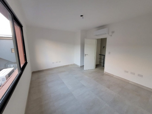 Imagen 14 de 14 de Departamento Tipo Casa En Venta En Lanus Este