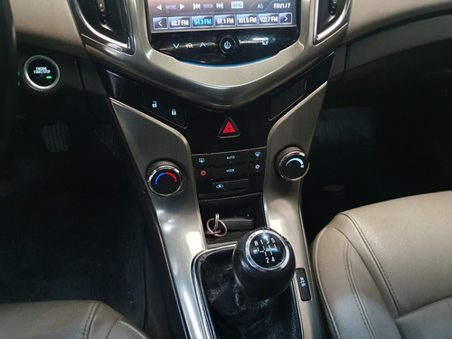 Imagen 18 de 21 de Chevrolet Cruze Sedan 4 Puertas 1,8 Ltz Nafta 2015 Manual