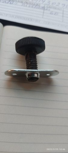 Imagen 2 de 5 de Patas Niveladoras 3/8 Para Muebles