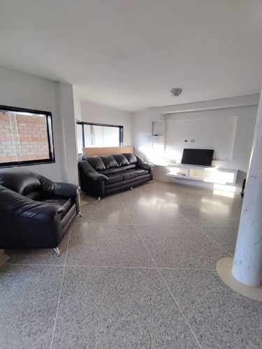 Imagen 5 de 21 de Venta De Casa En Bare Bare, Sector La Castellana. Adlz