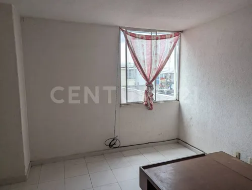 Casa En Venta En Galaxia La Laguna, Cerca De Bulevar Carmelitas.