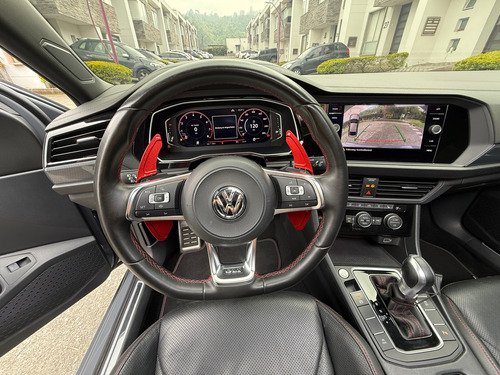 Volkswagen Jetta Vi 2.0 Gli