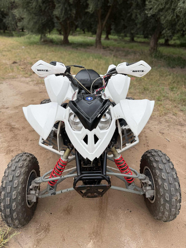 Cuatriciclo Polaris Outlaw 525