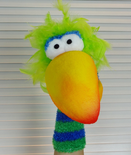 Títere Pajaro Verde. Sock Puppet. Calcetín Pelo De Pluma.